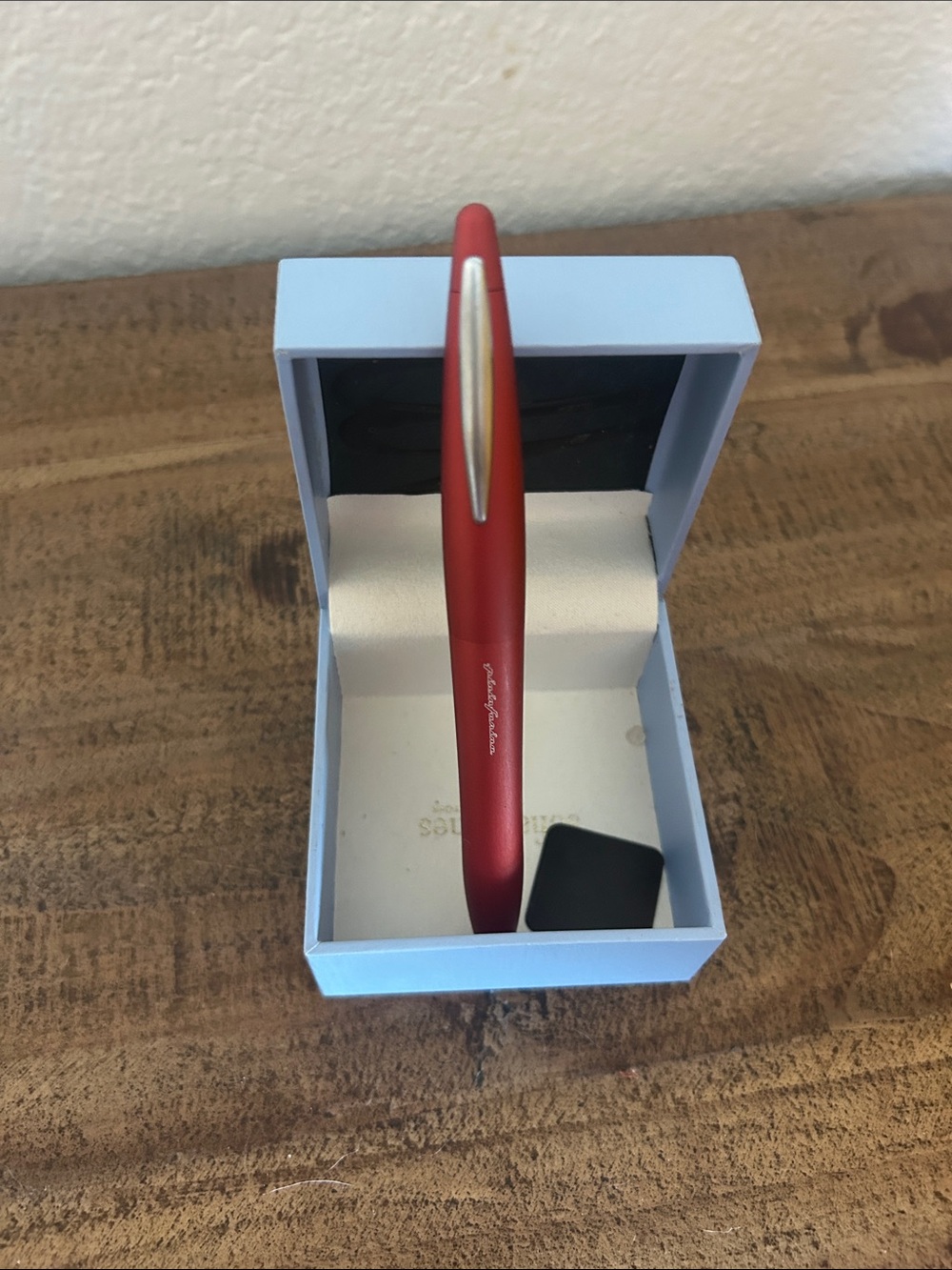 Matte Red Metal fountain Pen with Silver Clip -
